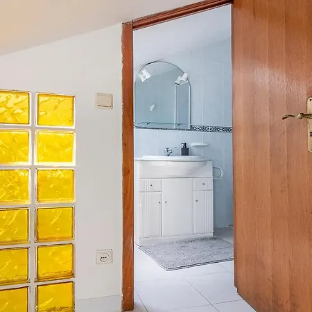 2br Near نازاريه